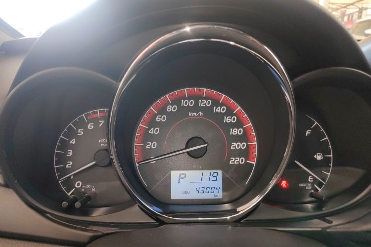 丰田 威驰 2021款 1.5L CVT创行版中控内饰14