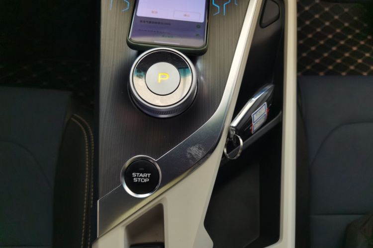 吉利几何A 2021款 Pro 畅享高维续航版 430KM A430平方版中控内饰18