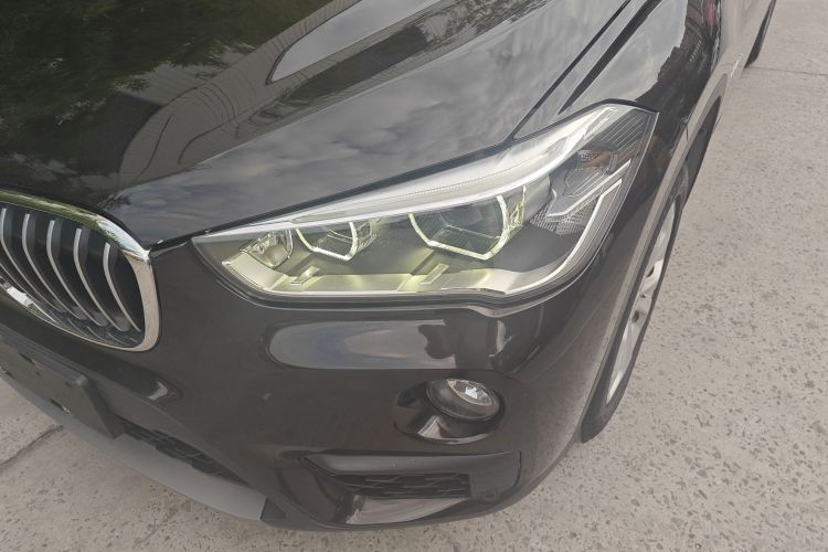 宝马X1 2016款 sDrive18Li 尊享型车身外观36