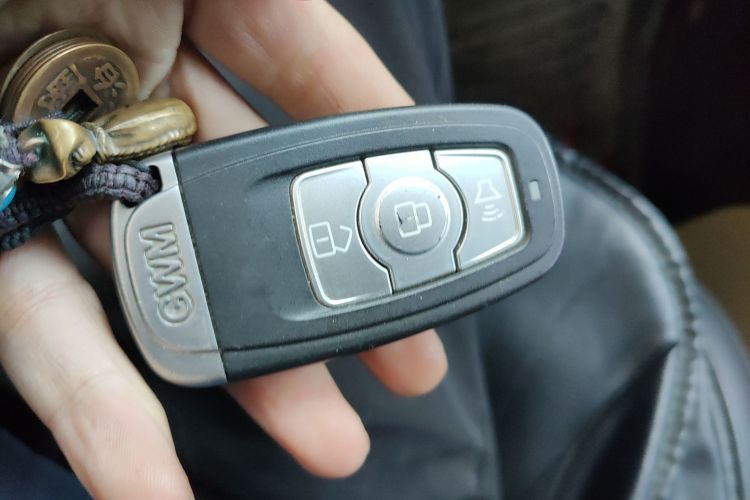 哈弗H6 2017款 经典版 1.5T 自动两驱都市型中控内饰11