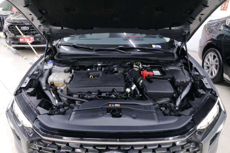 福特 蒙迪欧 2022款 改款 EcoBoost 245 豪华型机舱底盘24