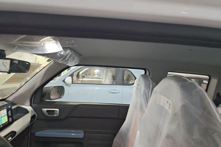 吉利银河 2024款 熊猫mini 200km 耐力熊中控内饰22