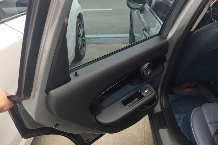 MINI Clubman 2022款 改款 2.0T COOPER S中控内饰7005