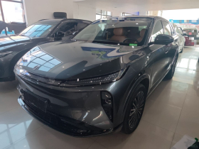 东风风神L8 2025款 112KM梦想版