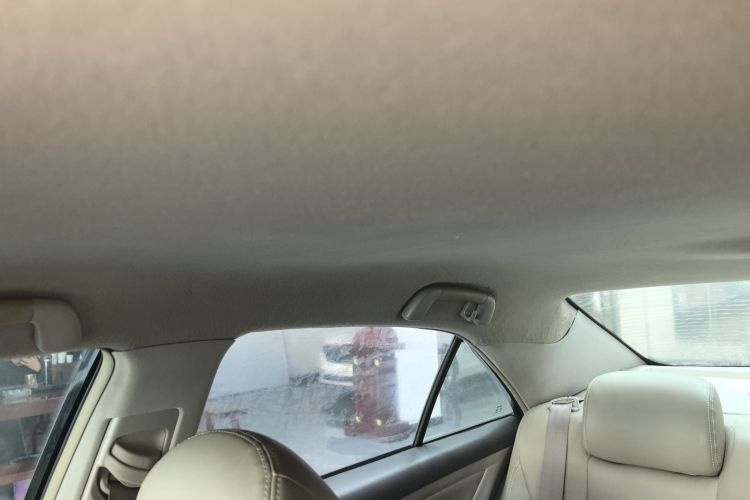 丰田 凯美瑞 2013款 200E 经典精英版中控内饰22