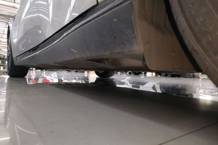 小鹏P7 2022款 670N+局部细节9002