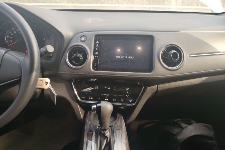 本田XR-V 2021款 220TURBO CVT舒适版中控内饰16