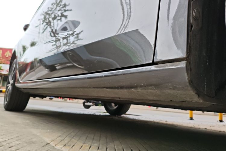 吉利汽车 帝豪 2022款 第4代 1.5L CVT尊贵型局部细节9001