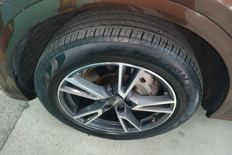 奥迪Q5L 2018款 45 TFSI 尊享时尚型 国V车身外观6007