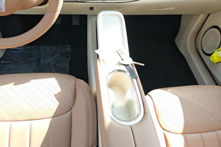 五菱汽车 五菱缤果 2025款 410km 灵犀尊享款中控内饰18