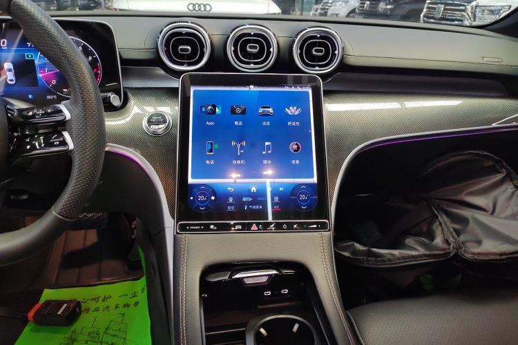 奔驰C级 2024款 改款 C 260 L 运动版中控内饰16