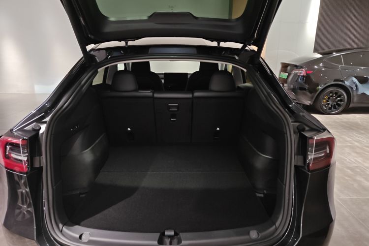 特斯拉 Model Y 2024款 后轮驱动版局部细节23