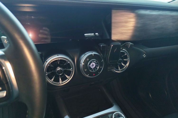 坦克300 2021款 越野版 2.0T 征服者中控内饰16