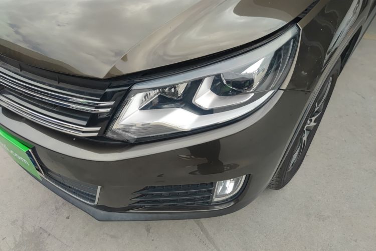 大众 途观 2015款 2.0TSI 自动四驱豪华版局部细节36