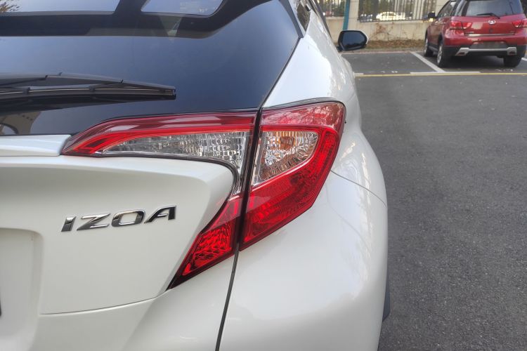 丰田 奕泽IZOA 2018款 2.0L 奕驰版 国VI车身外观9