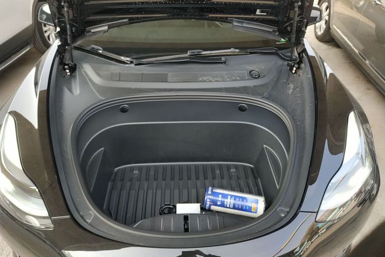 特斯拉 Model 3 2022款 后轮驱动版机舱底盘24