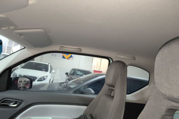 五菱汽车 宏光MINIEV 2022款 马卡龙臻享款 三元锂中控内饰22