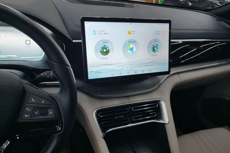 比亚迪 宋PLUS新能源 2023款 冠军版 EV 520KM 尊贵型中控内饰16