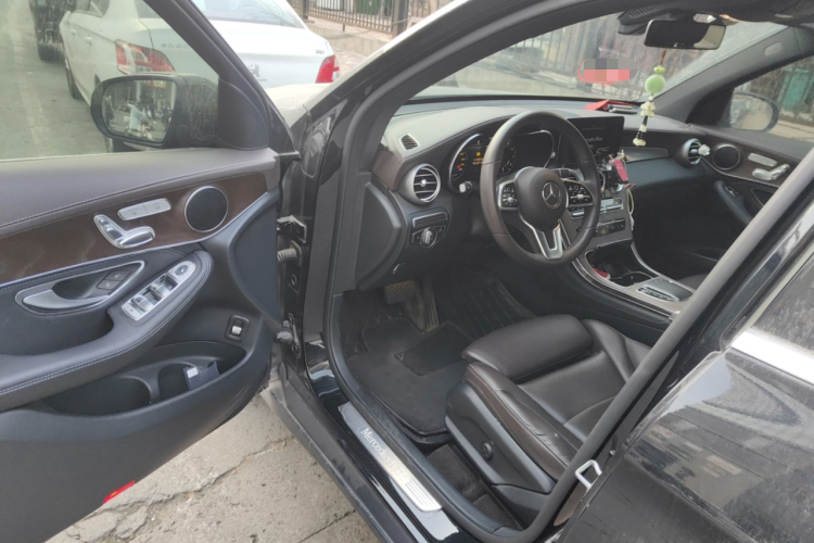 奔驰GLC 2020款 改款 GLC 260 L 4MATIC 豪华型中控内饰20