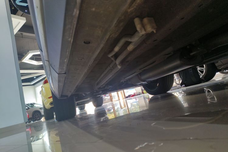 捷途X90 2023款 子龙 2.0T DCT武神版 7座局部细节9002