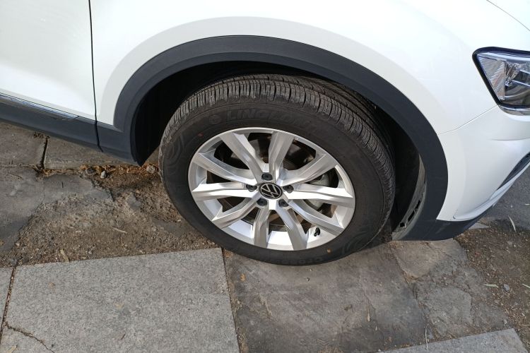 大众 T-ROC探歌 2022款 280TSI DSG两驱精英PLUS车身外观10