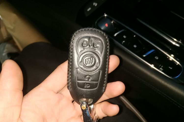 别克 昂科旗 2020款 28T 四驱旗舰型中控内饰11