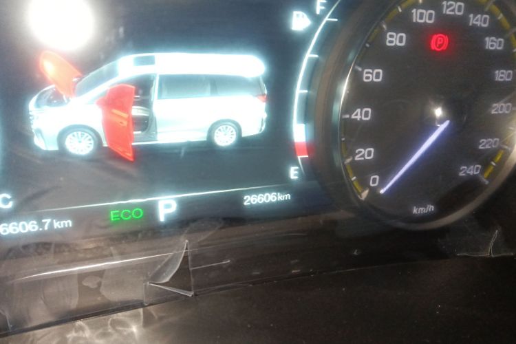 广汽传祺 传祺M8 2023款 领秀系列 390T 尊享版局部细节14