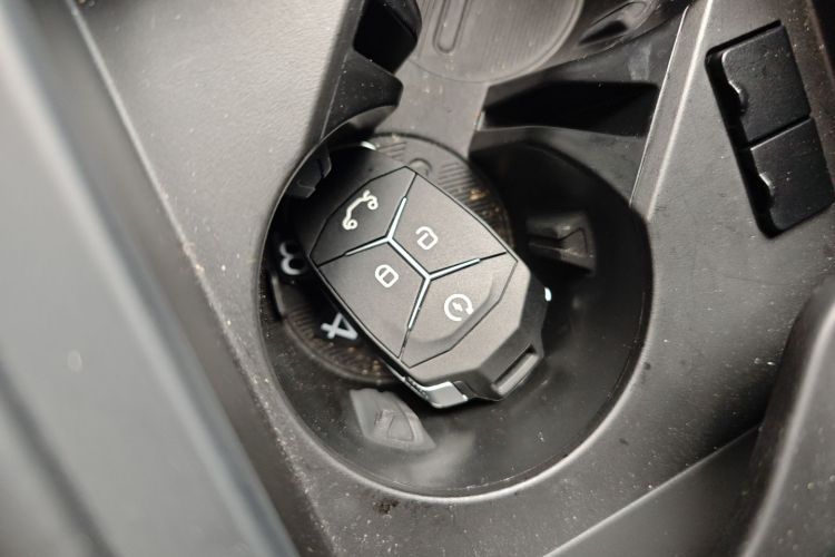 领克03 2022款 1.5TD DCT劲Pro中控内饰7001