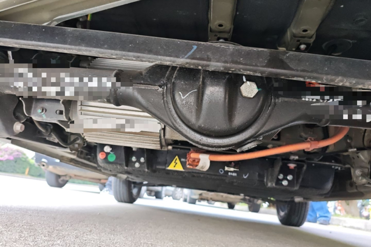 吉利银河 2024款 200km 熊猫骑士局部细节9009