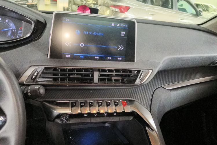 标致4008 2019款 改款 360THP 尝先版局部细节16