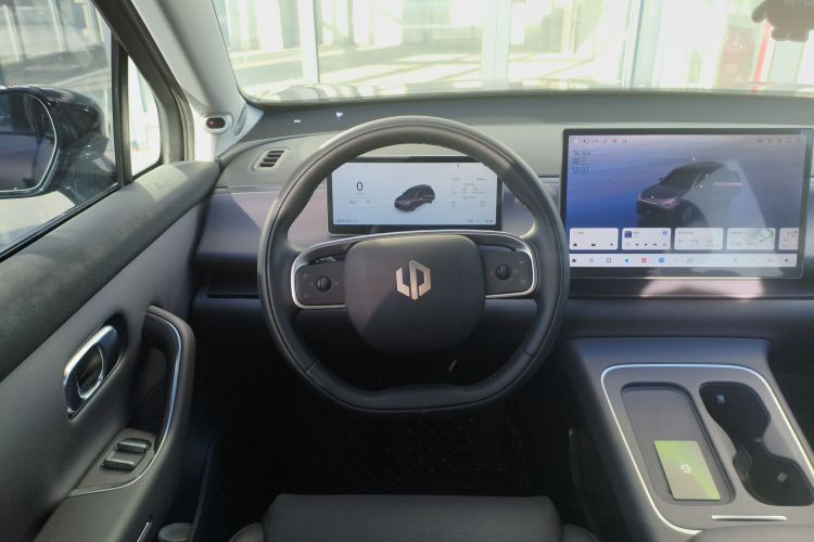 零跑汽车 零跑C10 2026款 605激光雷达版中控内饰13