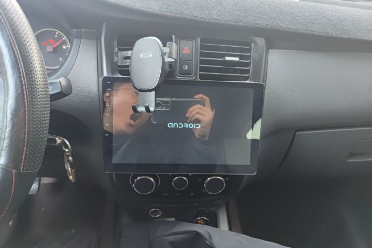 五菱汽车 五菱荣光V 2016款 1.5L标准型局部细节16