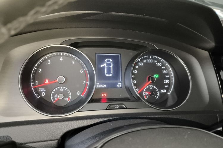 大众 高尔夫 2016款 230TSI 自动豪华型中控内饰14