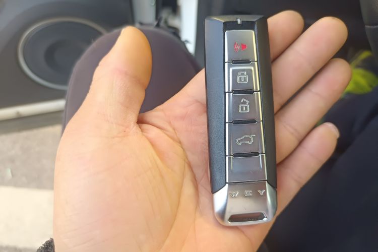 魏牌 VV5 2020款 1.5T 两驱颜先锋中控内饰7001