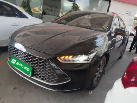 比亚迪 秦PLUS 2024款 荣耀版 DM-i 55KM领先型