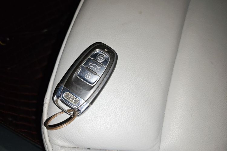 奥迪Q5 2015款 40 TFSI 舒适型中控内饰11