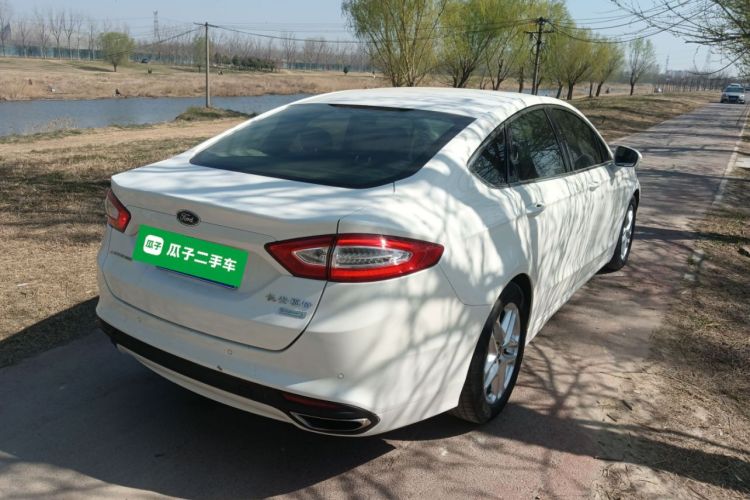 福特 蒙迪欧 2013款 1.5L GTDi180时尚型车身外观7