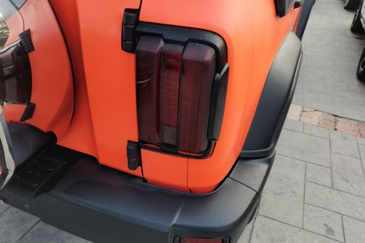 坦克300 2023款 越野版 2.0T 征服者车身外观6001