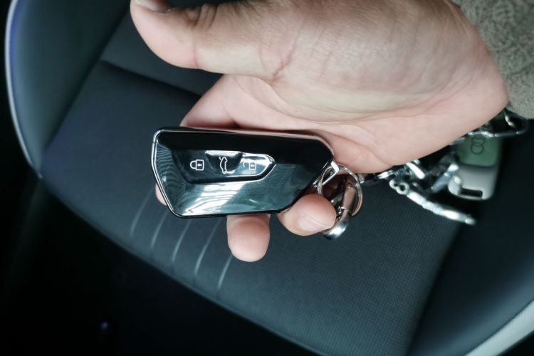 大众 高尔夫 2023款 改款 280TSI DSG Pro中控内饰11