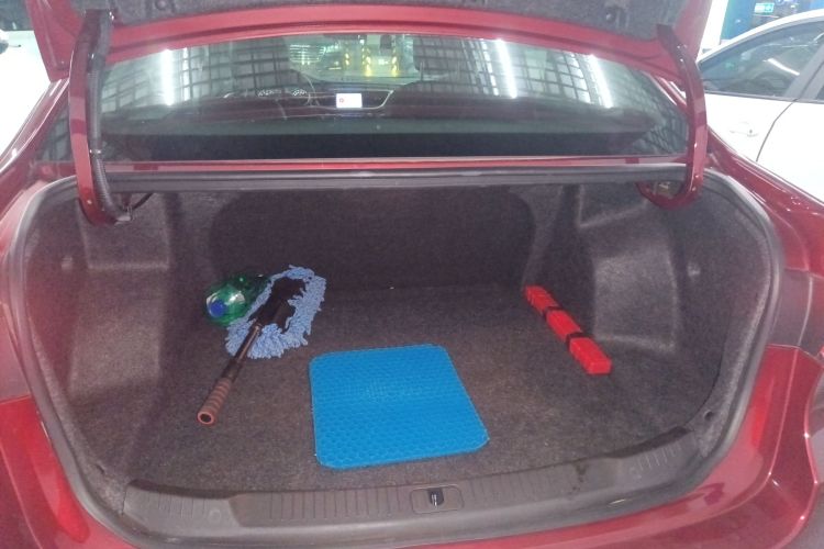 别克 英朗 2021款 改款 典范 1.5L 自动精英型机舱底盘23