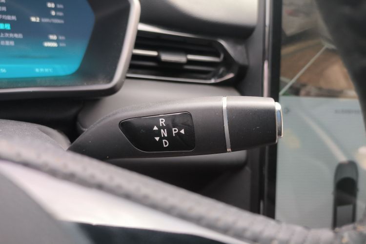 小鹏G3 2021款 G3i 460G中控内饰18