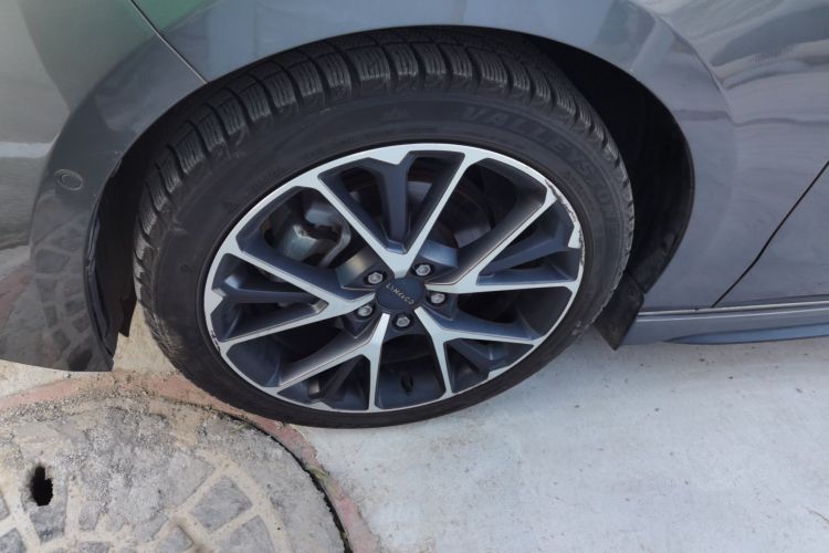 领克03 2021款 2.0TD 自动劲 冠军版车身外观6007