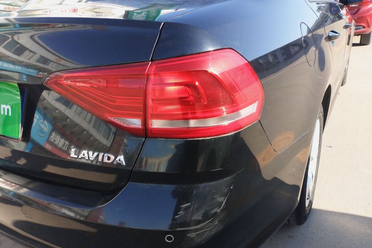 大众 朗逸 2017款 1.6L 自动风尚版车身外观6006