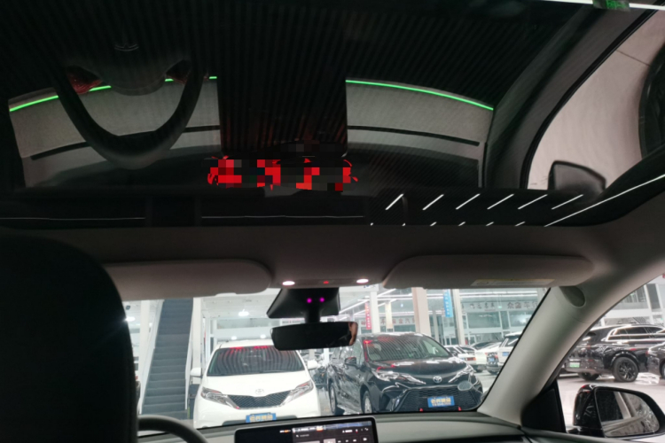 特斯拉 Model Y 2022款 改款 长续航全轮驱动版中控内饰22