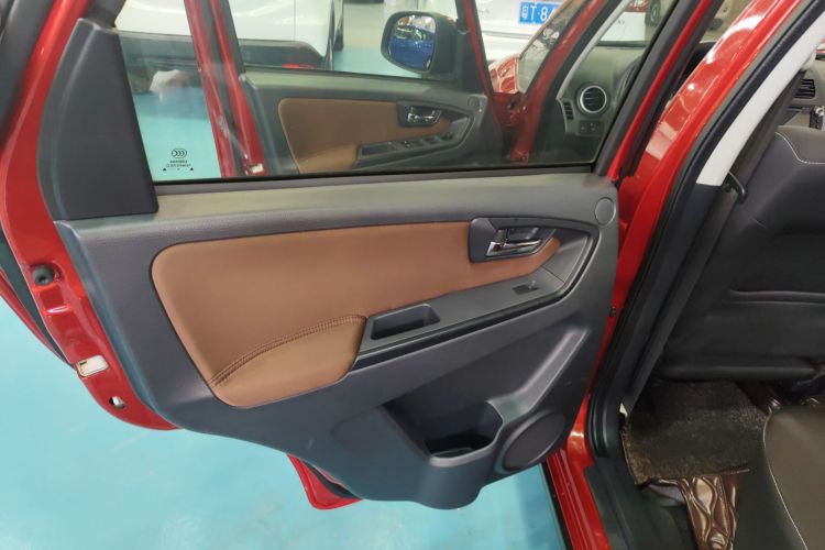 铃木 天语 SX4 2013款 1.6L 自动酷锐型中控内饰7008