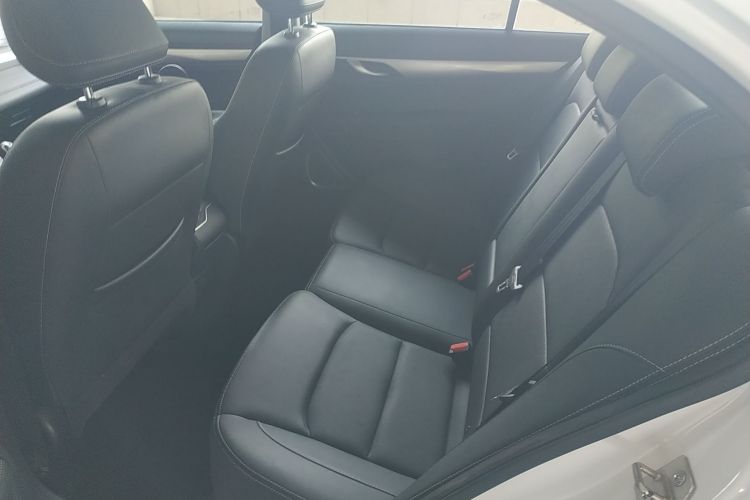 吉利汽车 帝豪 2020款 1.5L 手动舒适型中控内饰21