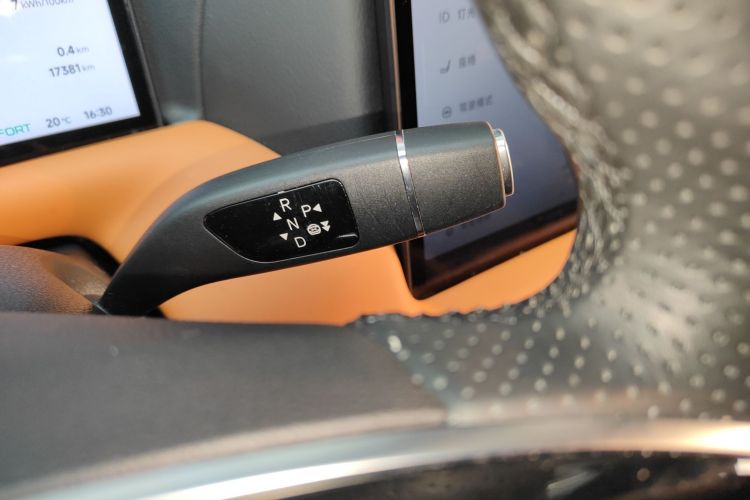 小鹏G9 2024款 702 Pro中控内饰18