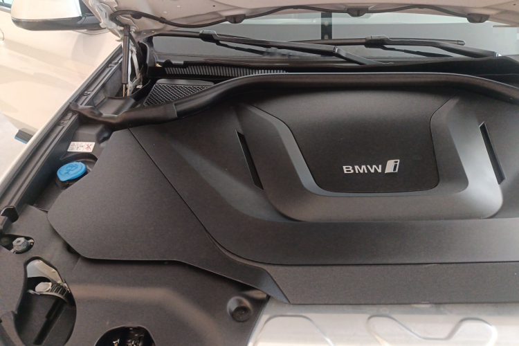 宝马iX3 2021款 领先型局部细节9006