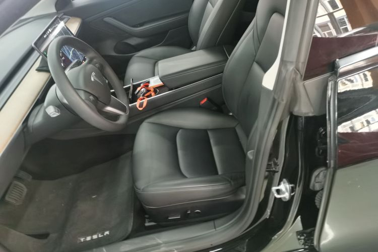 特斯拉 Model 3 2020款 标准续航后驱升级版局部细节19