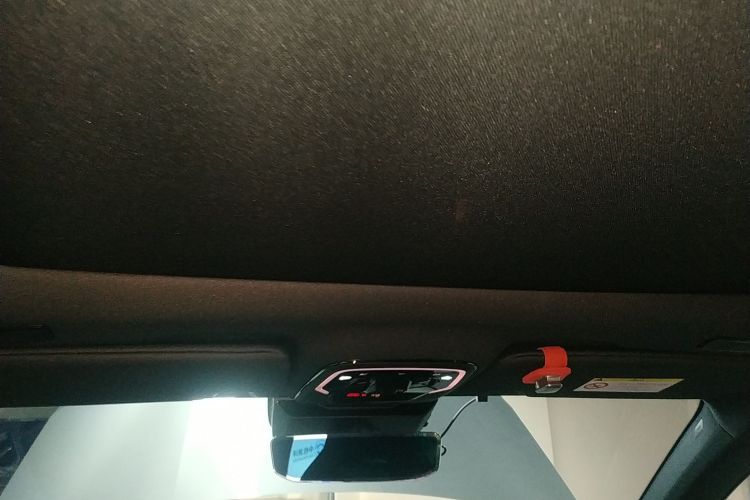 领克05 2020款 2.0TD 四驱劲Plus中控内饰22